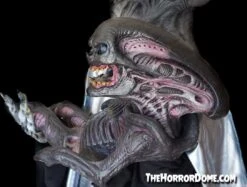 "Alien Xenomorph Puppet" HD Studios Halloween Prop -Halloween Costumes Store alien xenomorph puppet hd studios halloween prop 14920398700592