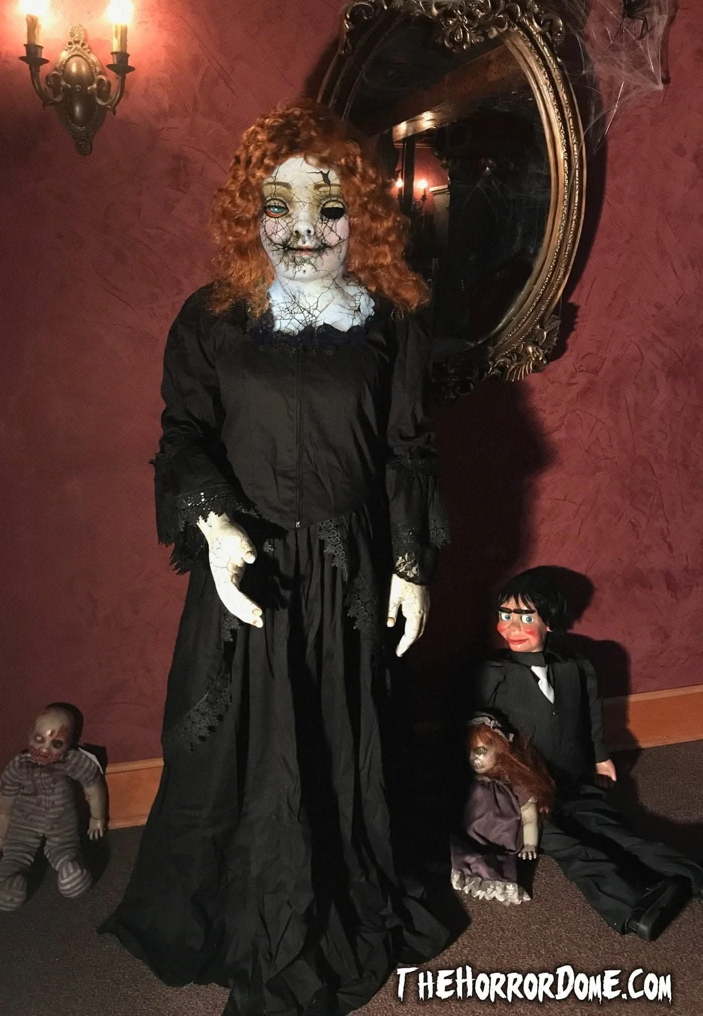 "Cracked Porcelain Doll" HD Studios Pro Costume 6 "Cracked Porcelain Doll" HD Studios Pro Costume - Image 4